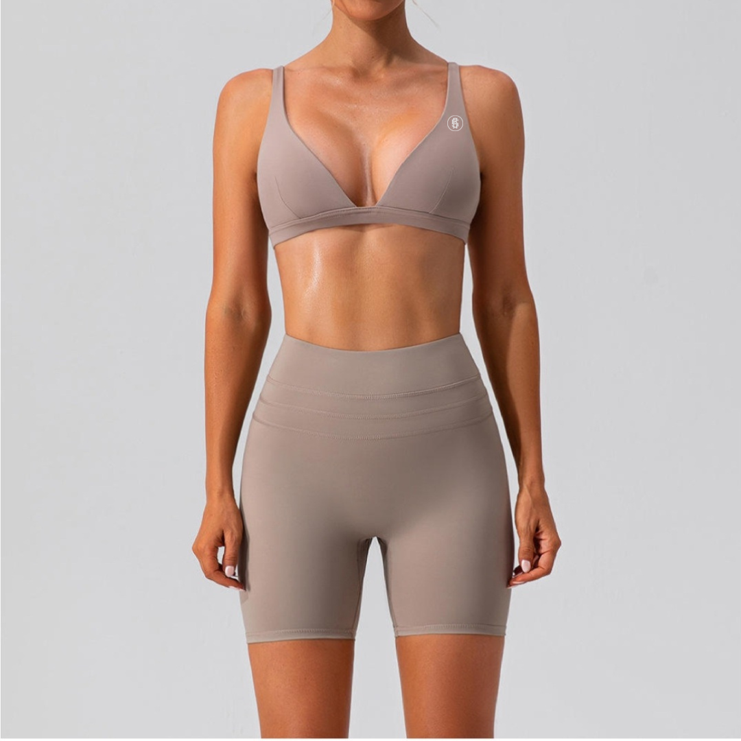 eVoke Shorts - Bombshell Beige